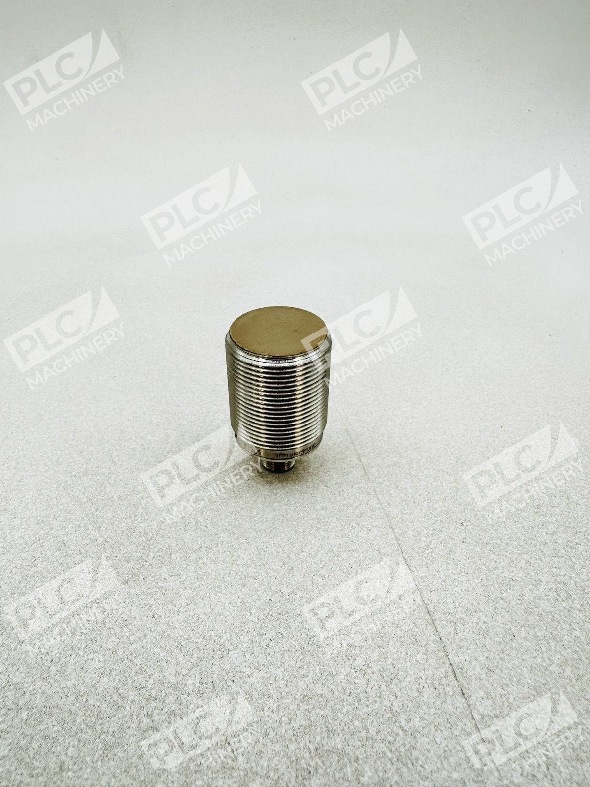 iFm Electronic IIT205 Inductive Sensor