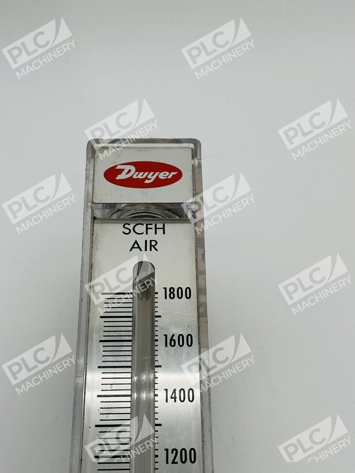 Dwyer RMC-108 SCFH Air Flow Meter 200-1800 Scale Gauge - Image 3