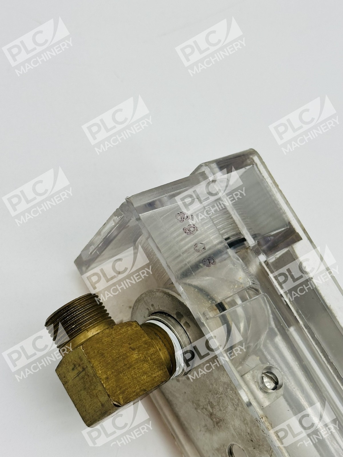 Dwyer RMC-108 SCFH Air Flow Meter 200-1800 Scale Gauge - Image 6