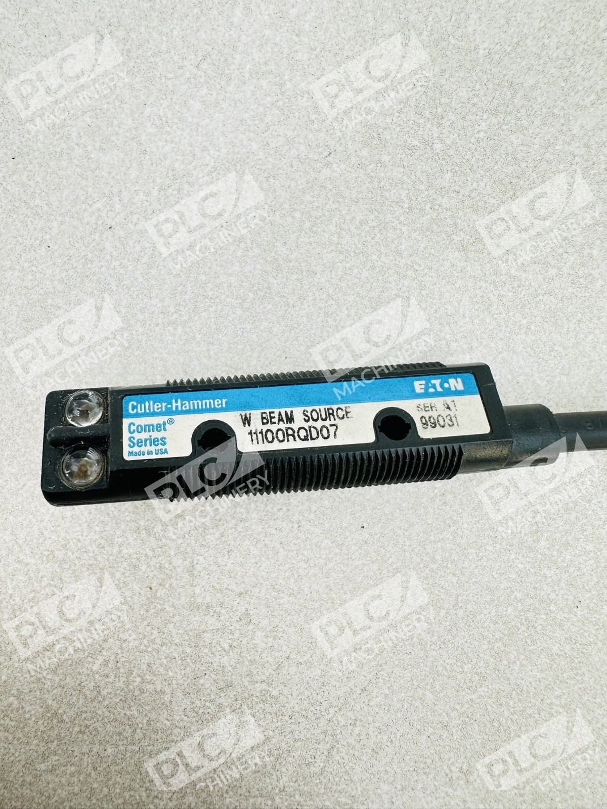 Eaton 11100RQD07 Comet Series Photoelectric Beam Source Ser A1 - Image 3