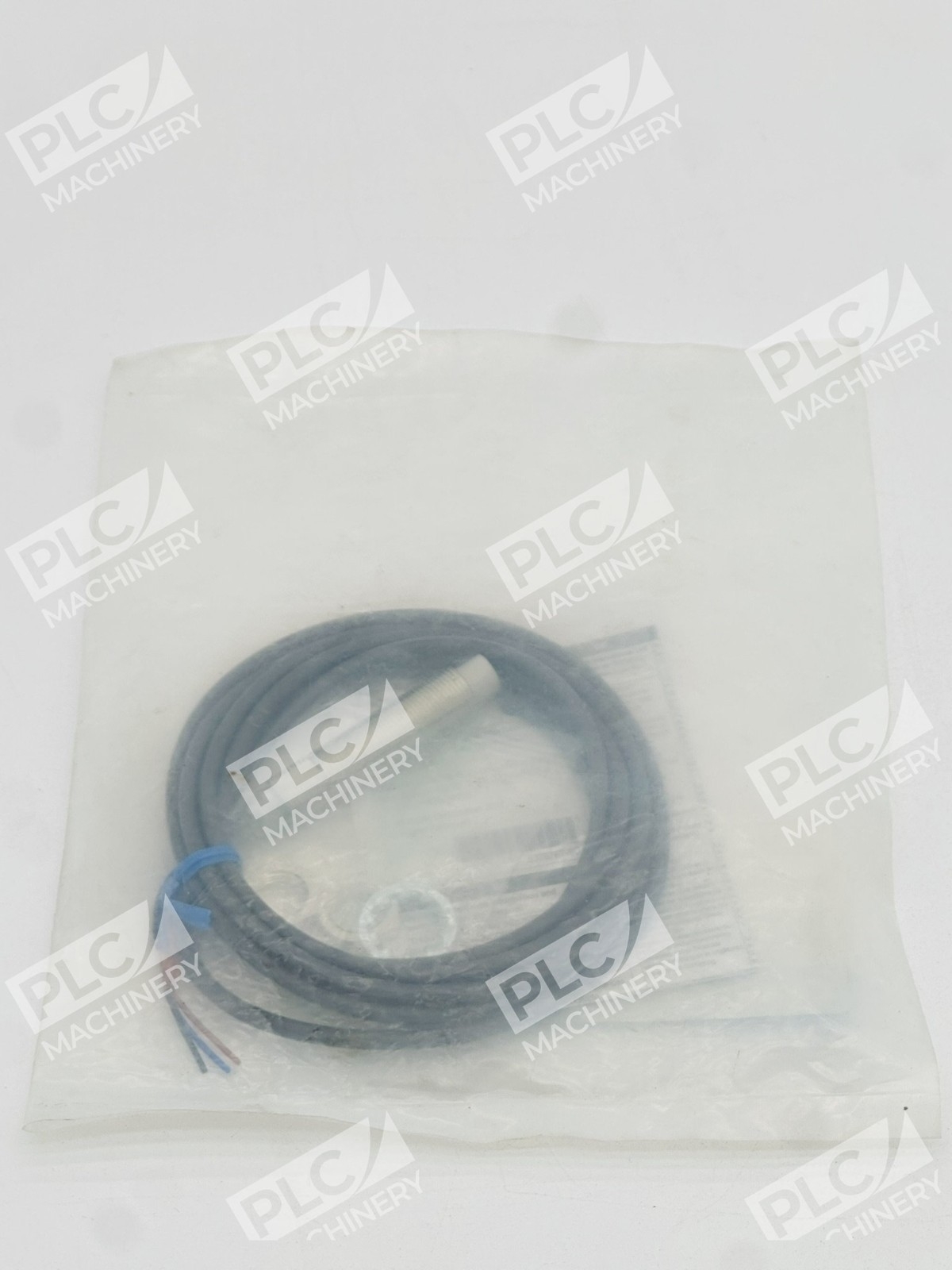 Omron E2E2-X5MC1 Inductive Proximity Sensor 12-24VDC 2m - Image 3