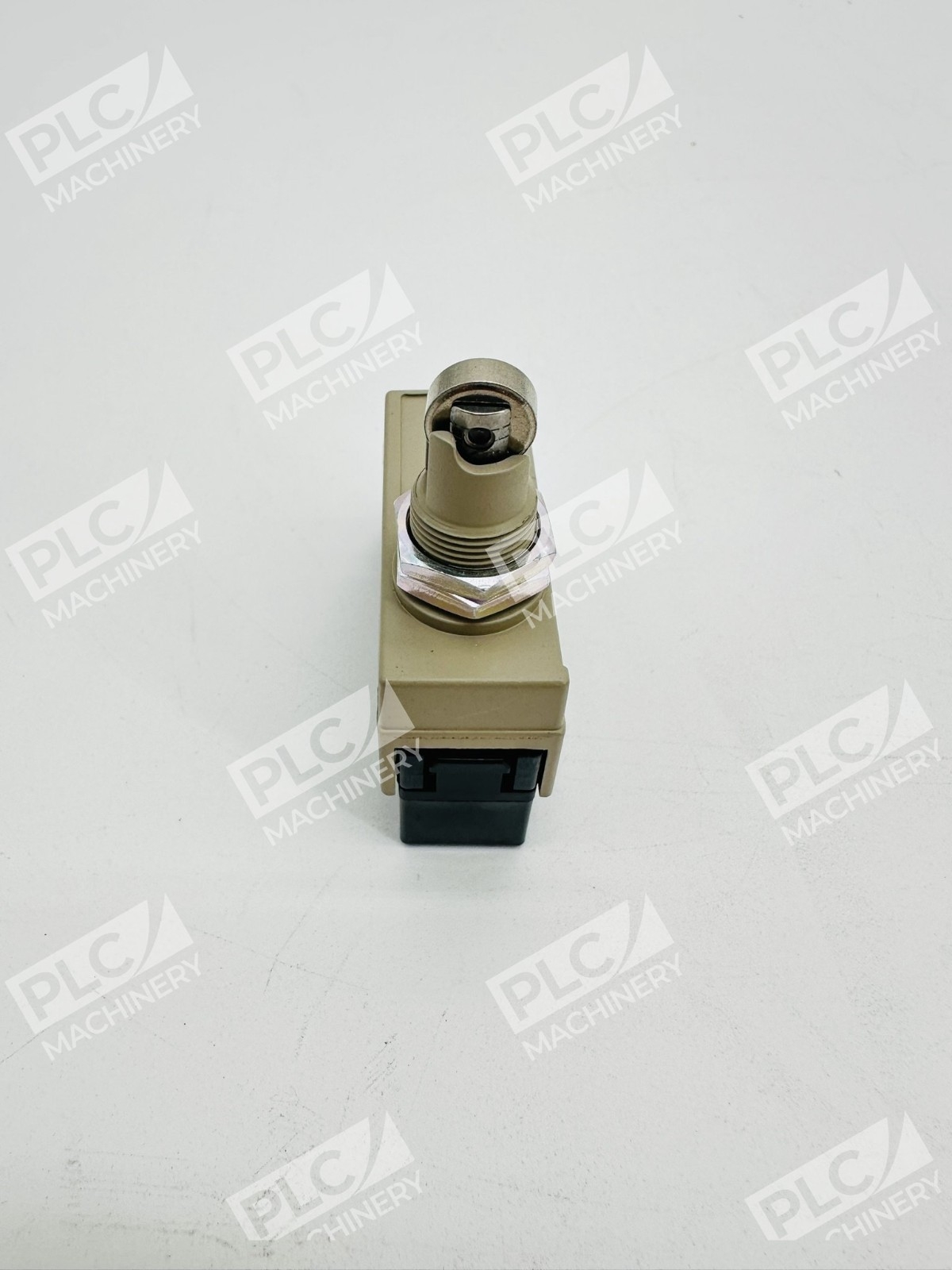 Omron ZC-Q2155 Enclosed Limit Switch 10A 250VAC - Image 3
