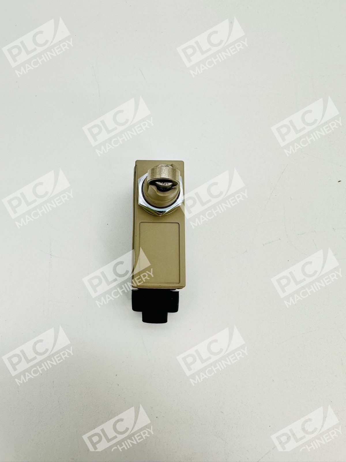 Omron ZC-Q2155 Enclosed Limit Switch 10A 250VAC - Image 6