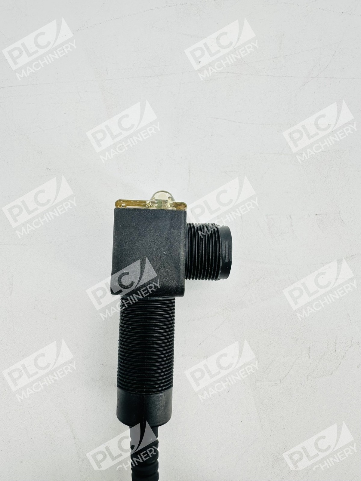 Allen Bradley 42EF-P2LDB-F5 Photoswitch Retroreflective Sensor Rev F Ser A - Image 6