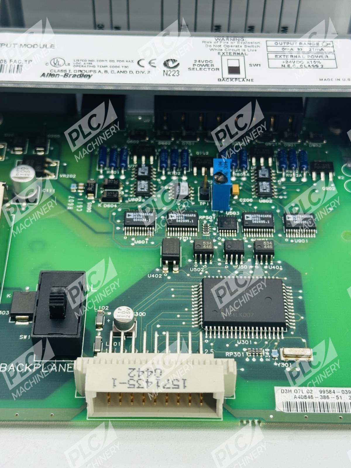 Allen Bradley 1746-NO4I SLC 500 Analog Output Module Ser A - Image 4