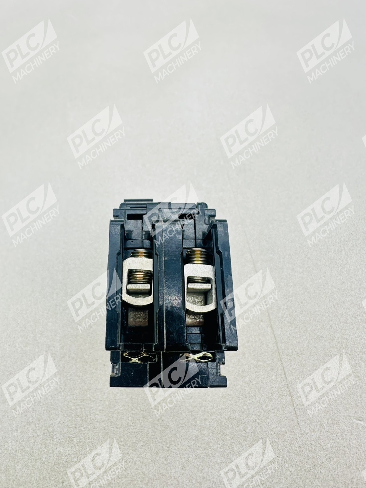 Square D QOU260 2-Pole HACR Type Miniature Circuit Breaker - Image 8