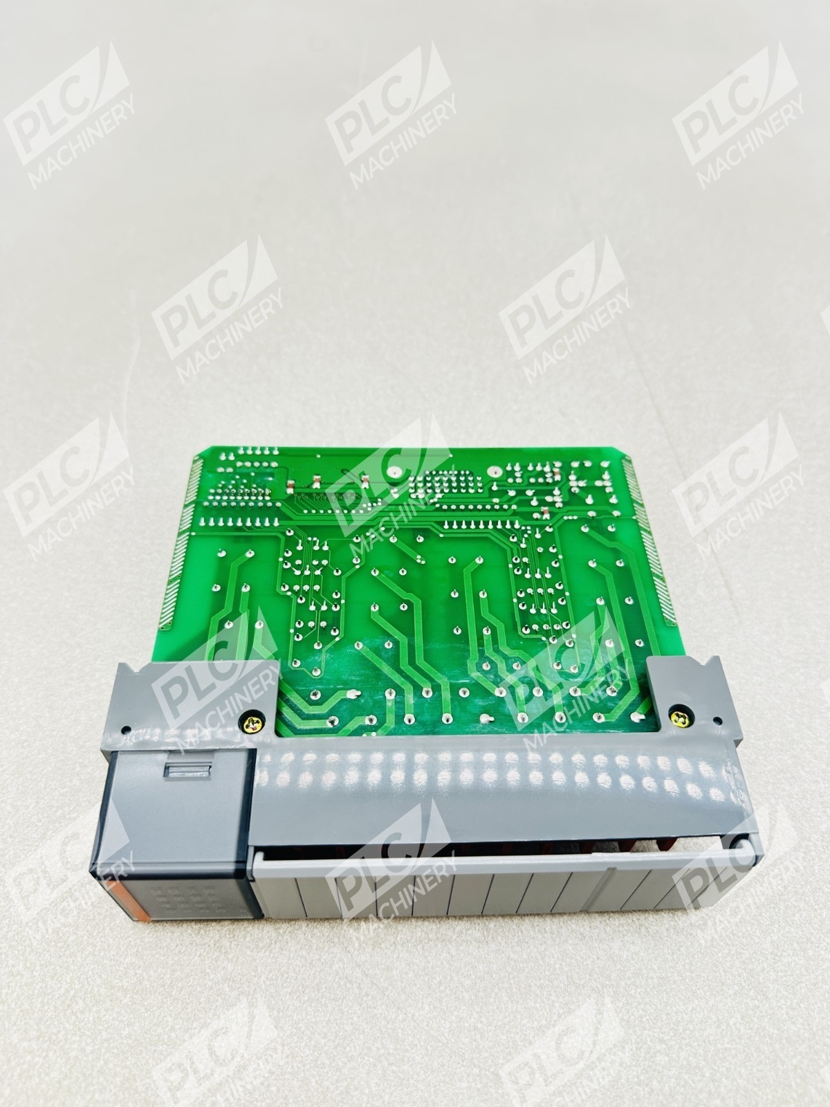 Allen Bradley 1746-OW16 Series C SLC500 Output Module Refurbished - Image 10