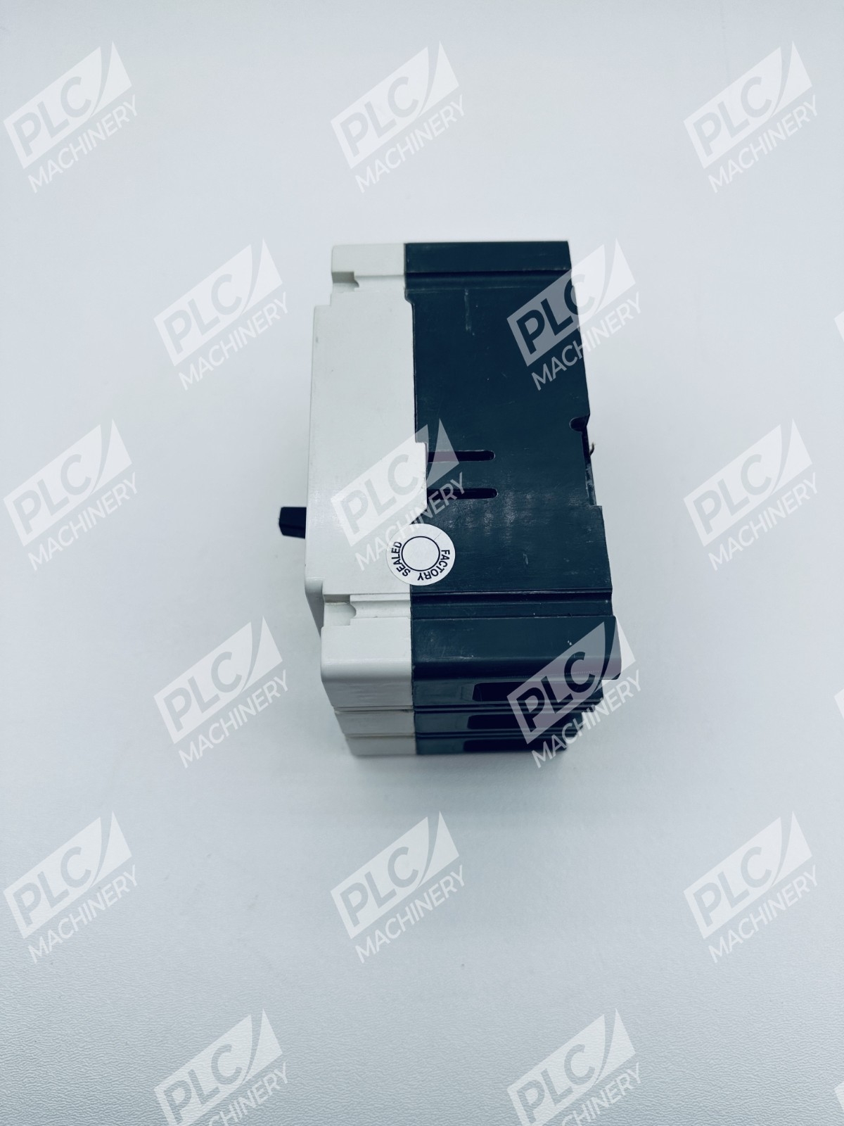 Eaton FDC3015L Molded Case Circuit Breaker 3 Pole 15A 600V - Image 5