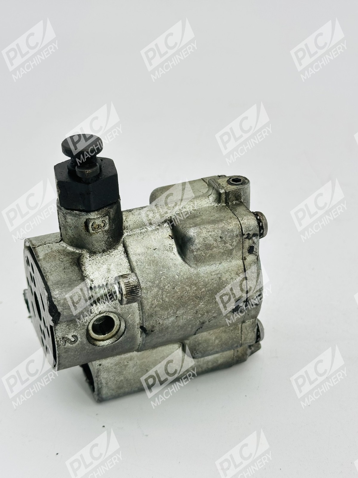 Schrader Bellows K175-9035 Solenoid Pilot Valve 110V/220V - Image 3