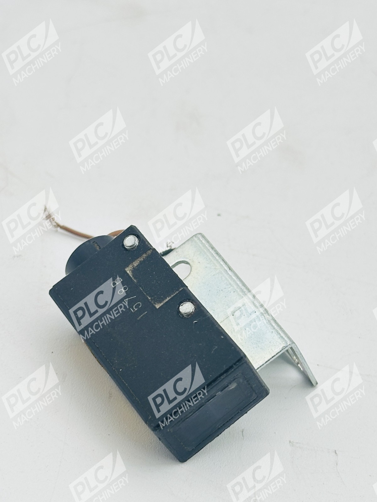 Omron E3S-DS10B4 Photoelectric Switch Sensor - Image 2