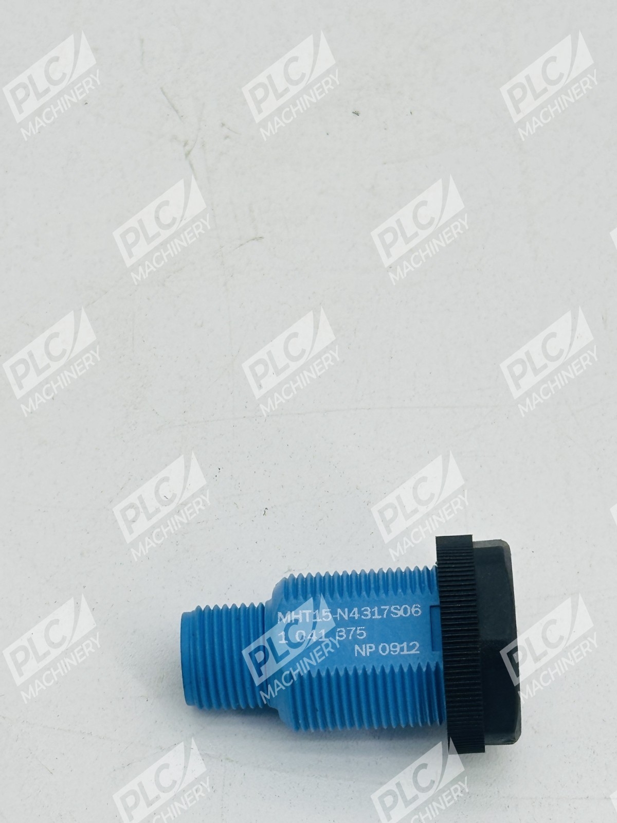 Sick MHT15-N4317S06 Photoelectric Proximity Sensor - Image 4