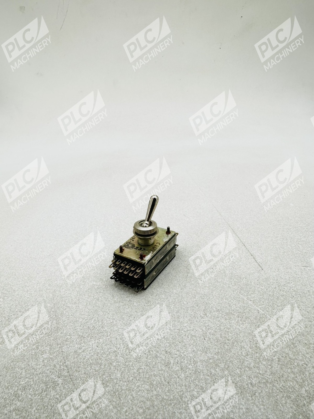Electronic Controls 2237 T-Bar Toggle Switch