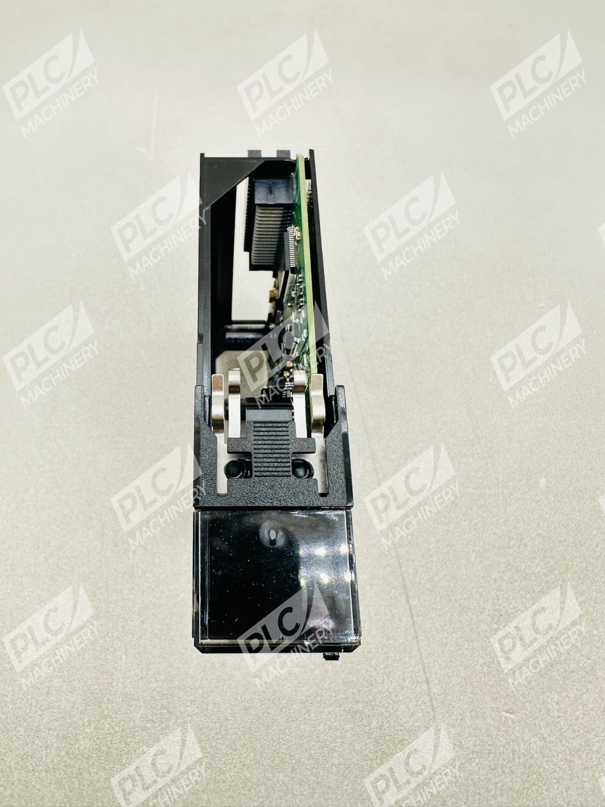 Allen Bradley 1756-OB16E Series A ControlLogix 16 Point D/O Module - Image 7