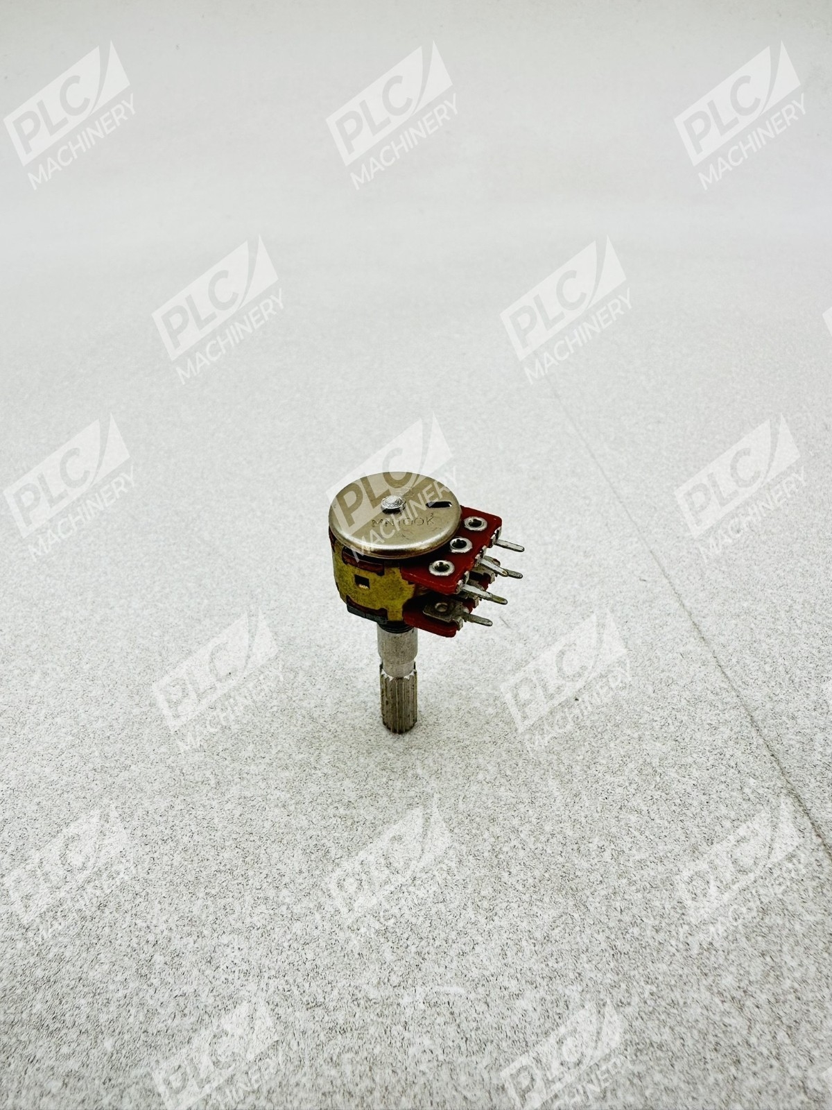 Alpha MN100K Rotary Potentiometer Dual Taper Lot of 35 - Image 3