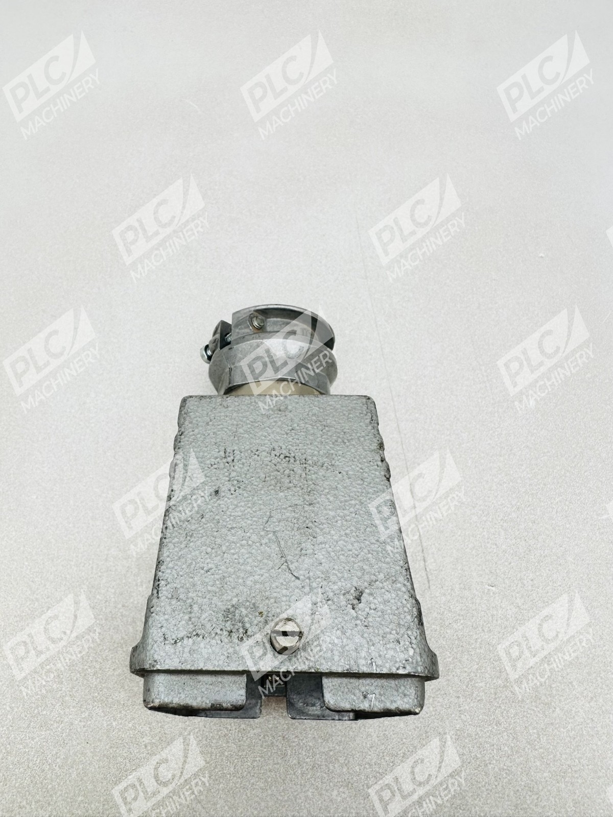 Mold-Masters MCABLE.12 Controller Zone 1-12 Junction Box Header - Image 5