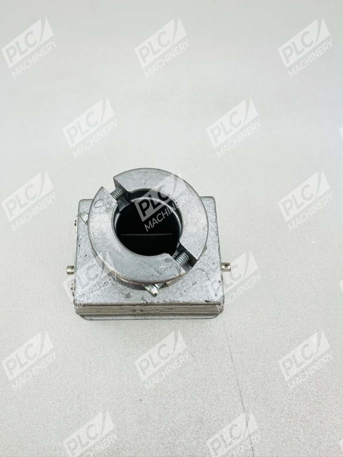 Mold-Masters MCABLE.12 Controller Zone 1-12 Junction Box Header - Image 8