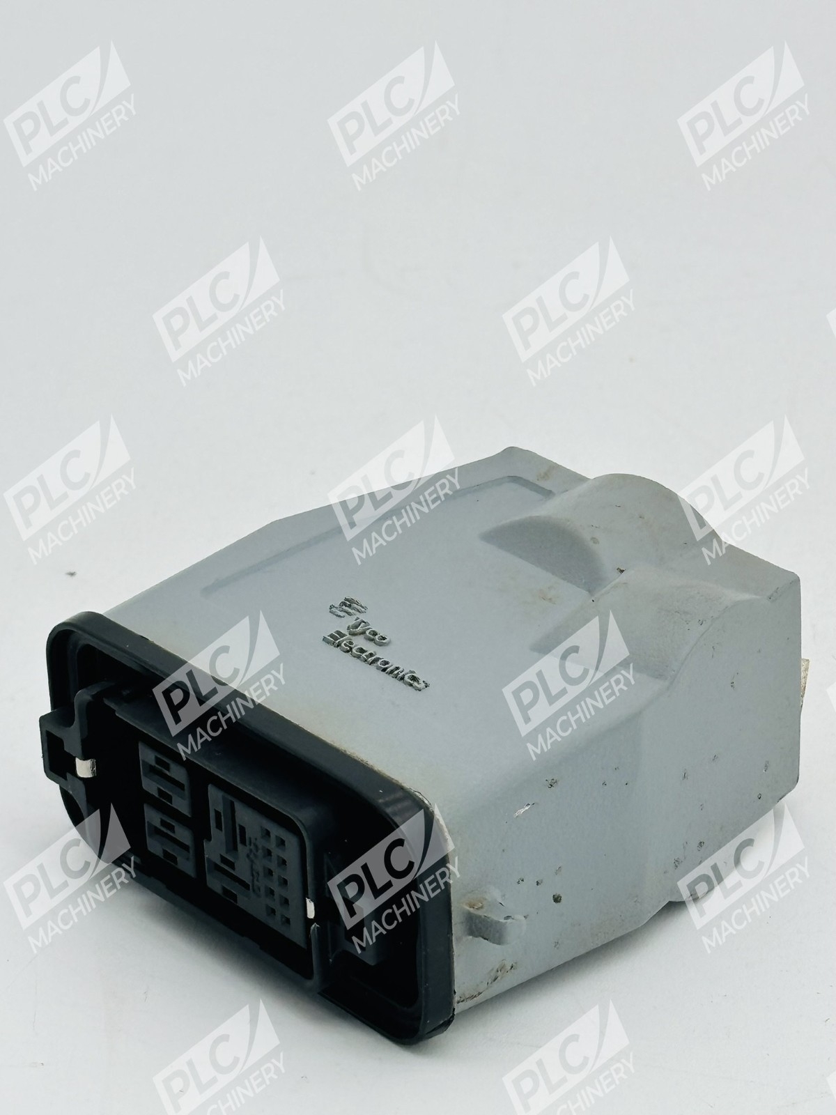 Tyco Electronics RHS0004/C03 Industrial Connector Hood - Image 3