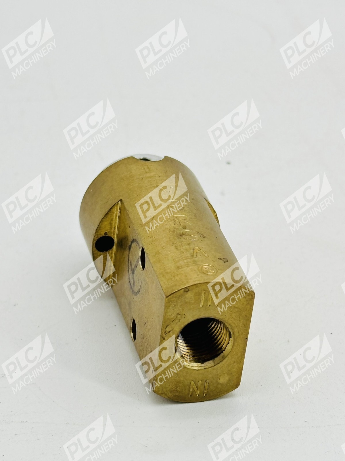 Versa BIK-3207 Three-Way Valve Brass Body - Image 4