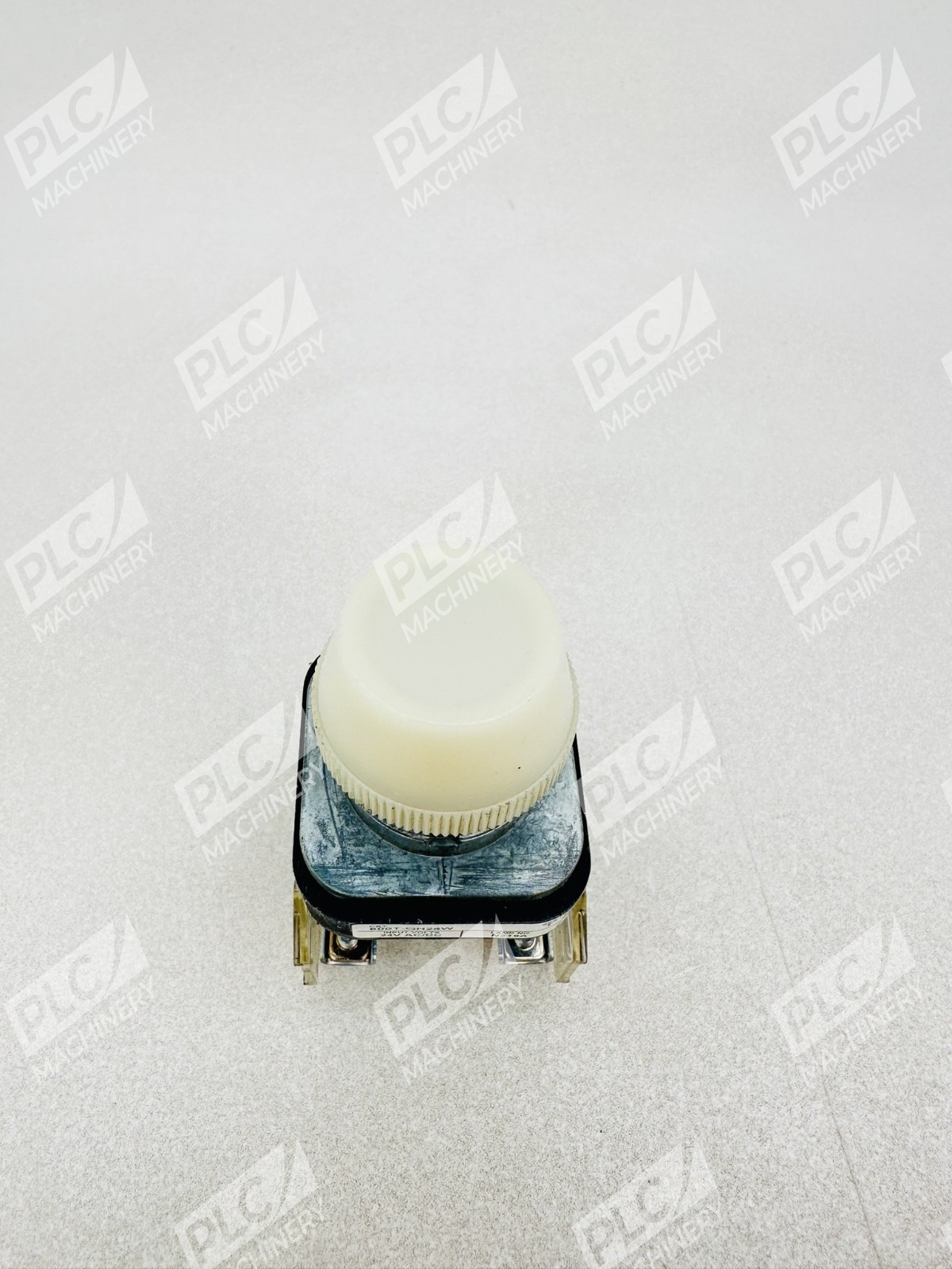 Allen Bradley 800T-QH24W Illuminated Push Button Ser T - Image 6