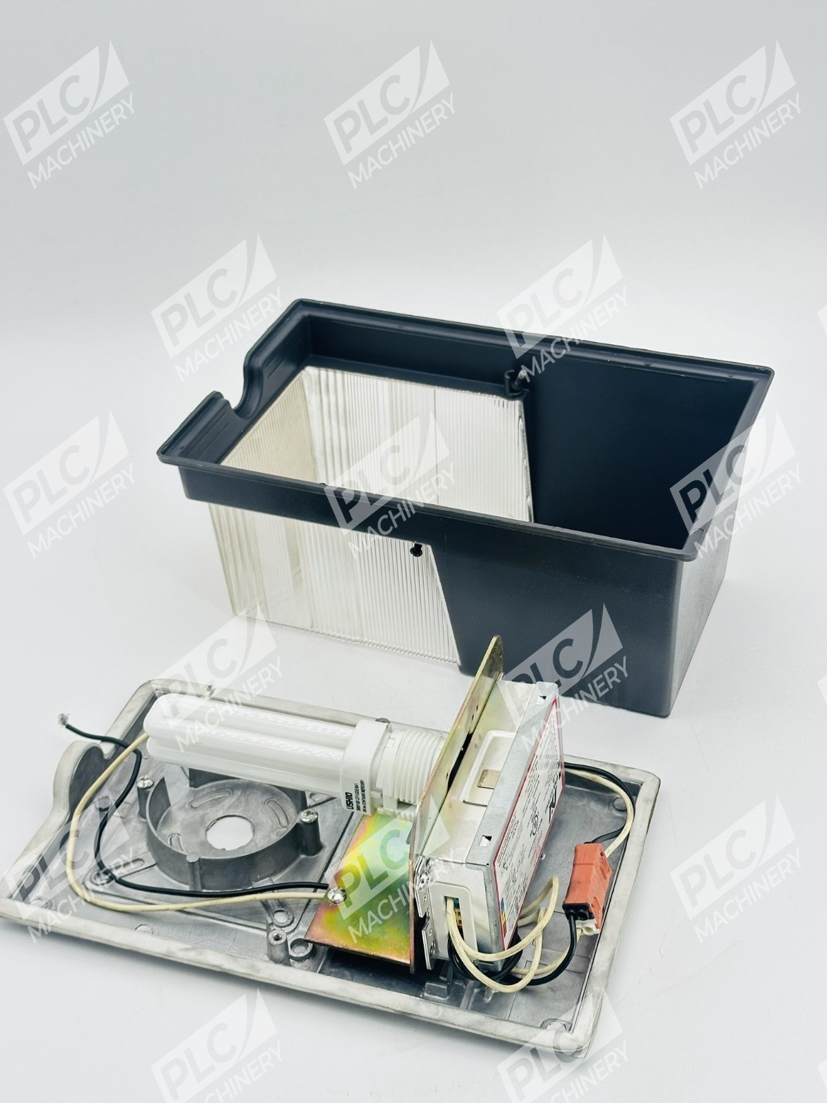 Lithonia Lighting TWS 26/42TRT MVOLT L/LP Wall Pack - Image 5