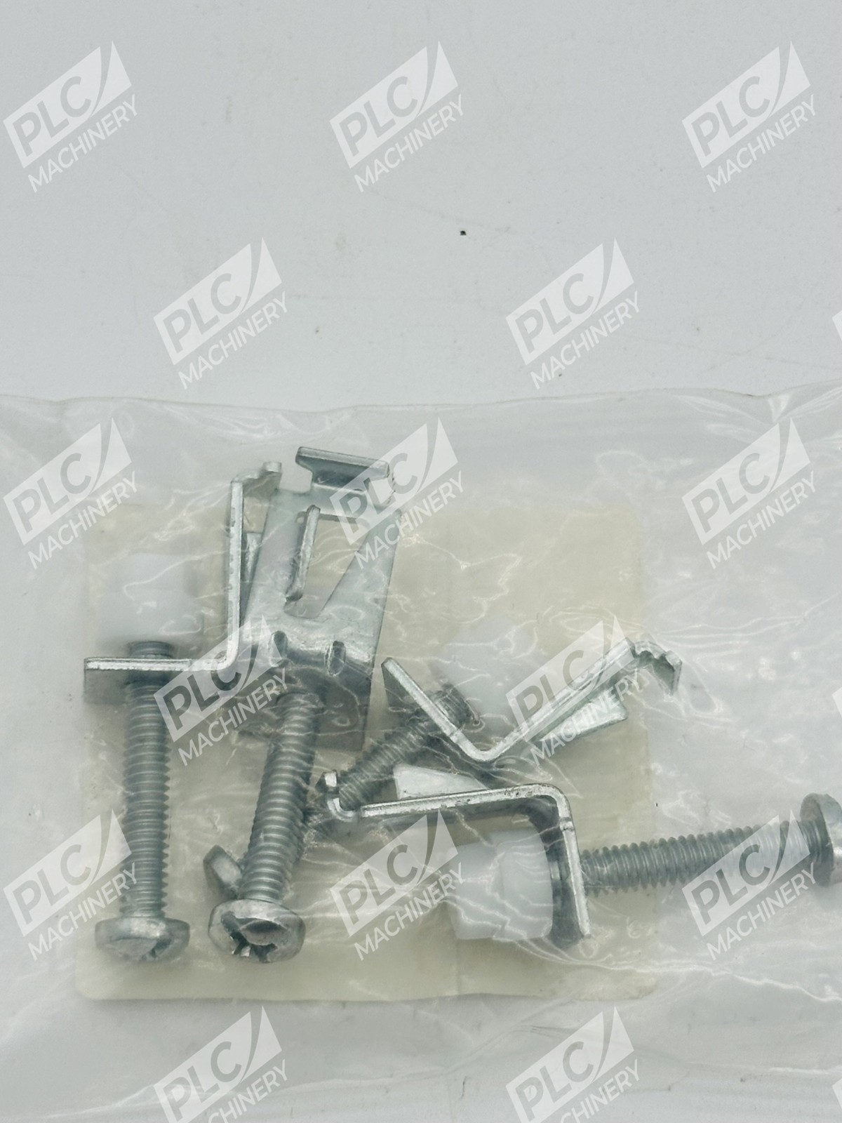 Allen Bradley 77158-008-51 Mounting Clip Kit Pack of 4 - Image 4